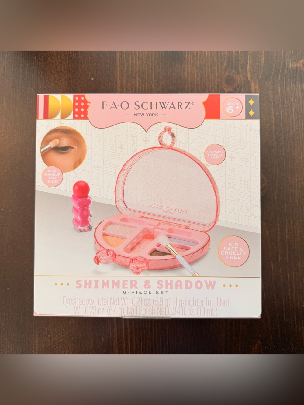 FAO Schwarz Shimmer & Shadow Eyeshadow Pink Palette highlighter, nail polish NEW